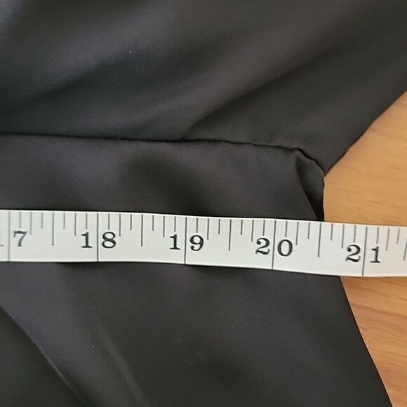 Daisy Fuentes tie knot front blouse Size L - Picture 9 of 10